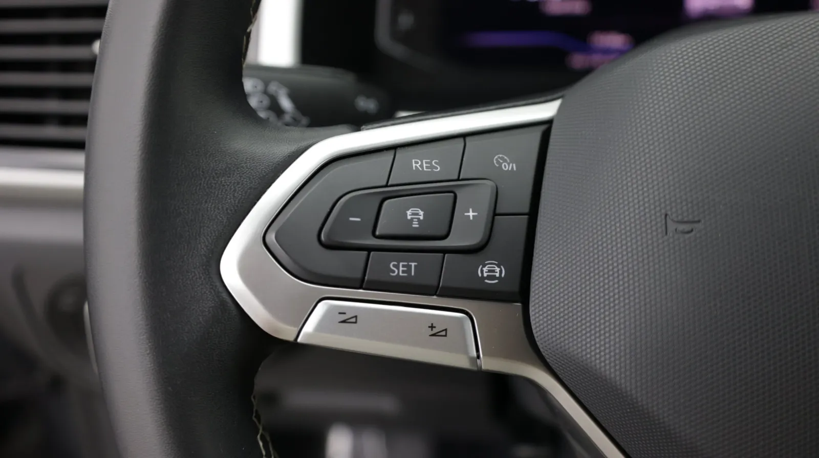 Volkswagen Atlas Cross Sport photo 19