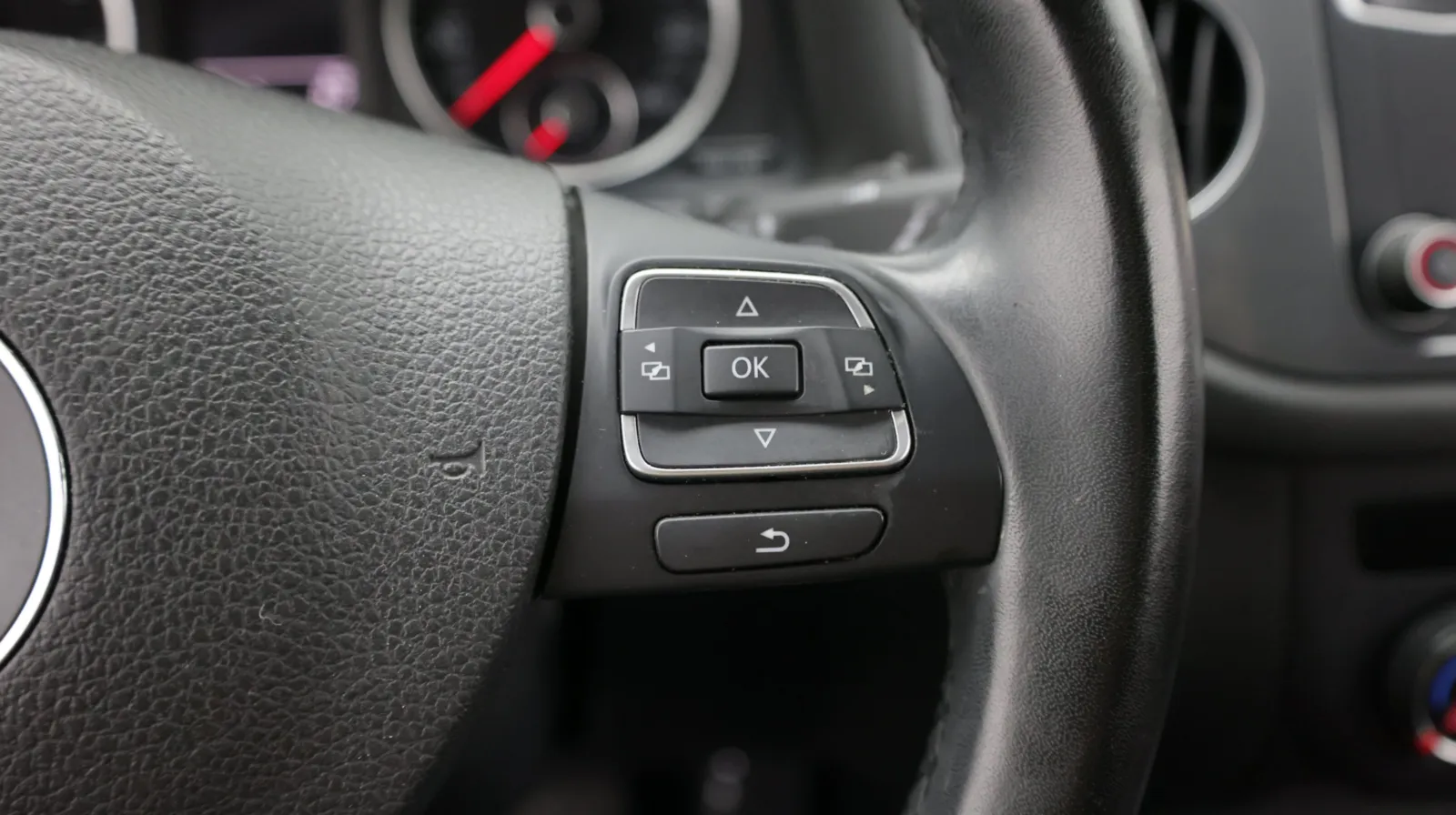 Volkswagen Tiguan photo 19