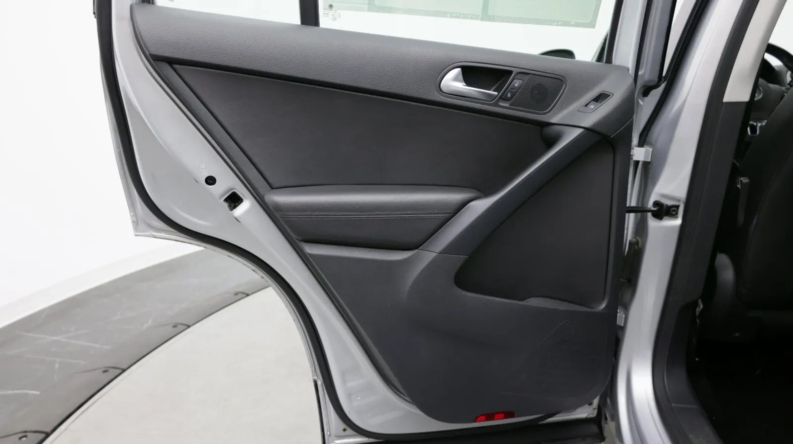 Volkswagen Tiguan photo 21