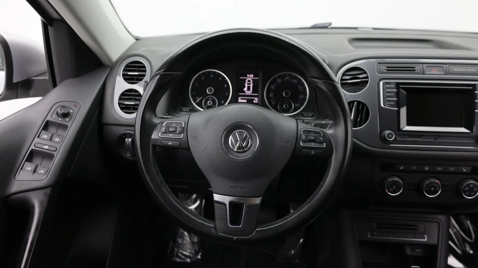 Volkswagen Tiguan photo 22