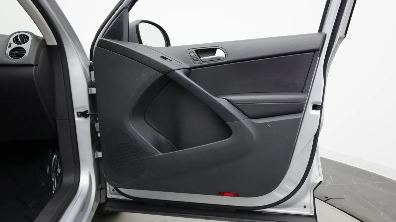Volkswagen Tiguan photo 29