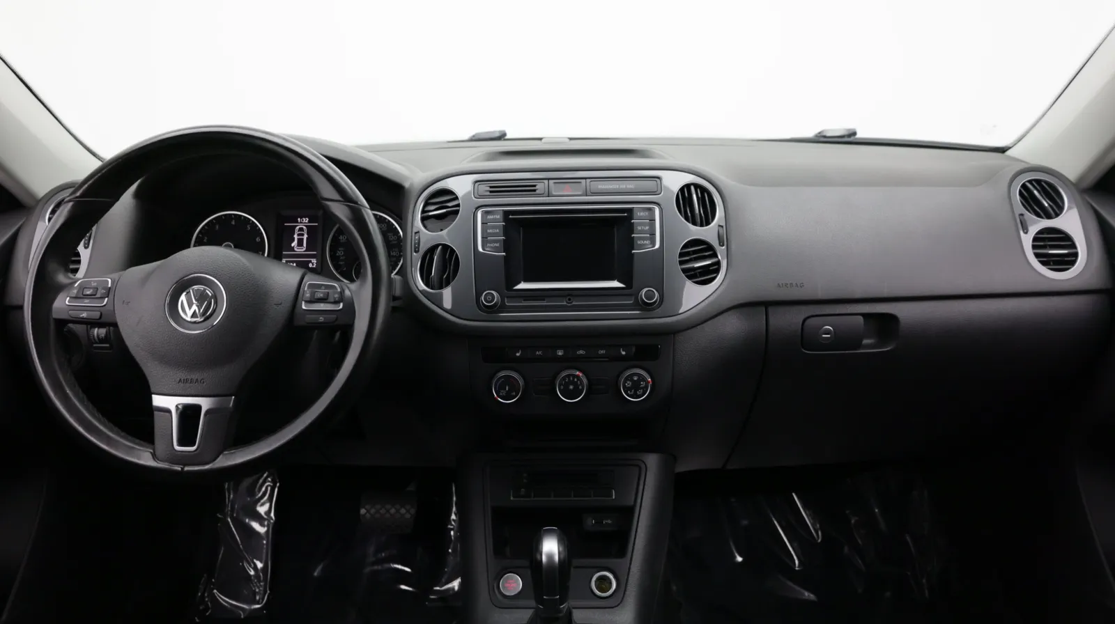 Volkswagen Tiguan photo 24