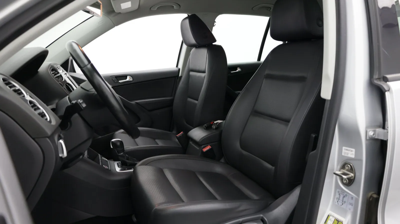 Volkswagen Tiguan photo 12