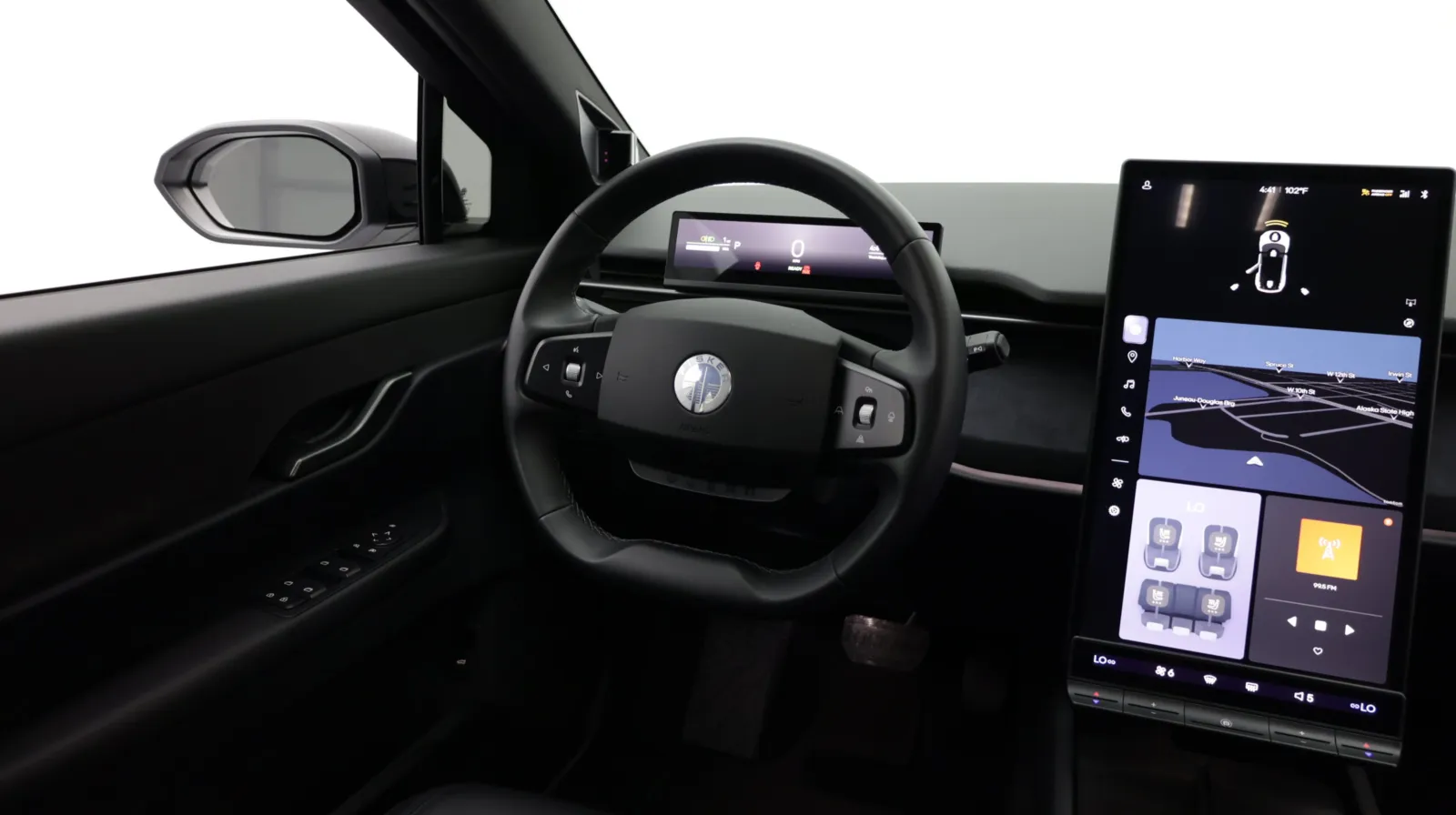 Fisker Ocean photo 35