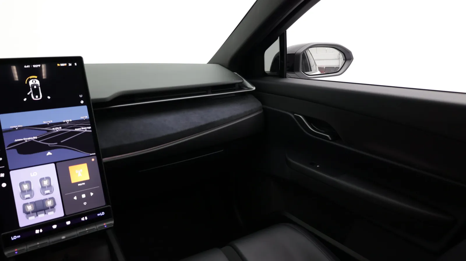 Fisker Ocean photo 37