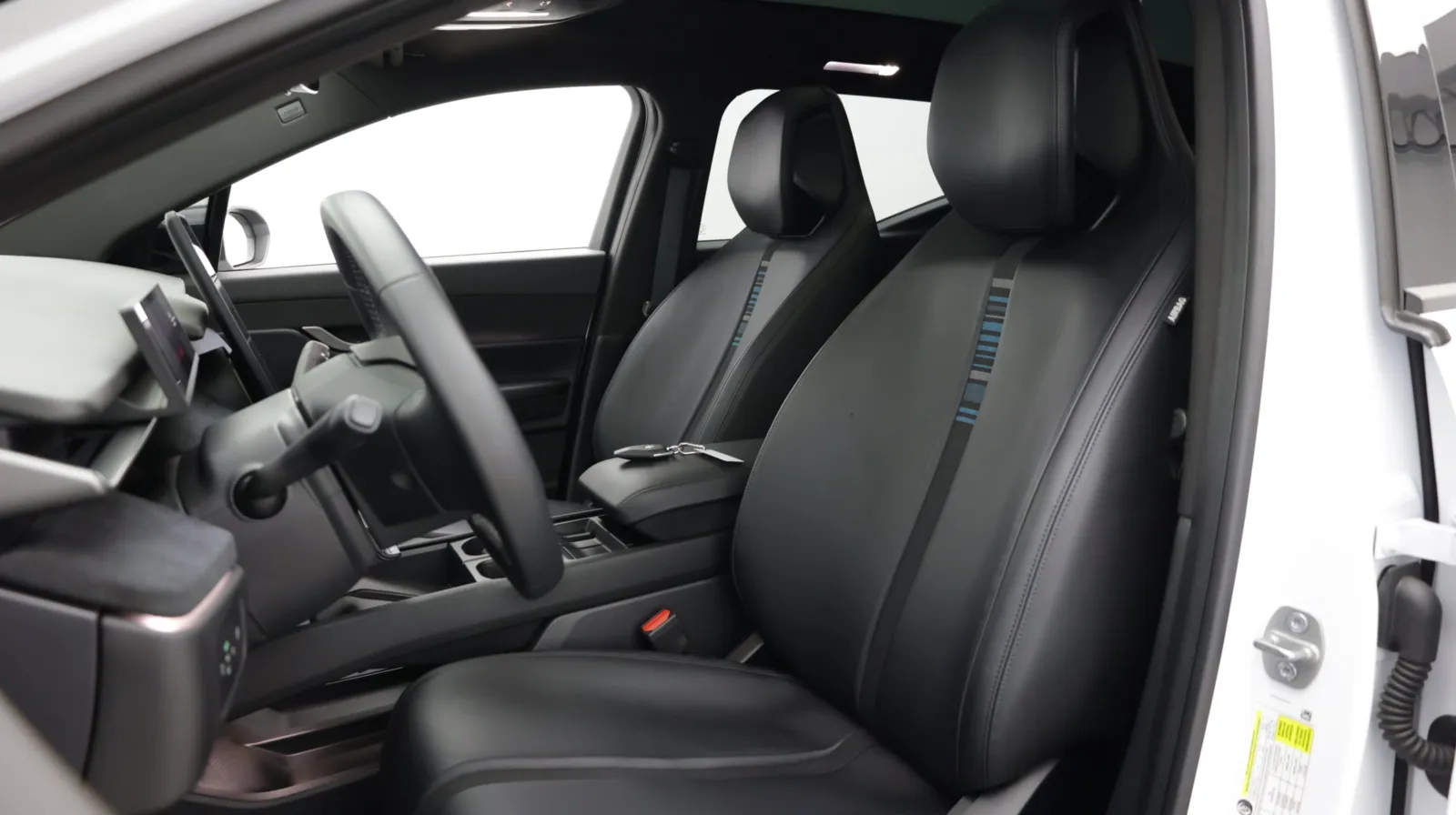 Fisker Ocean photo 16