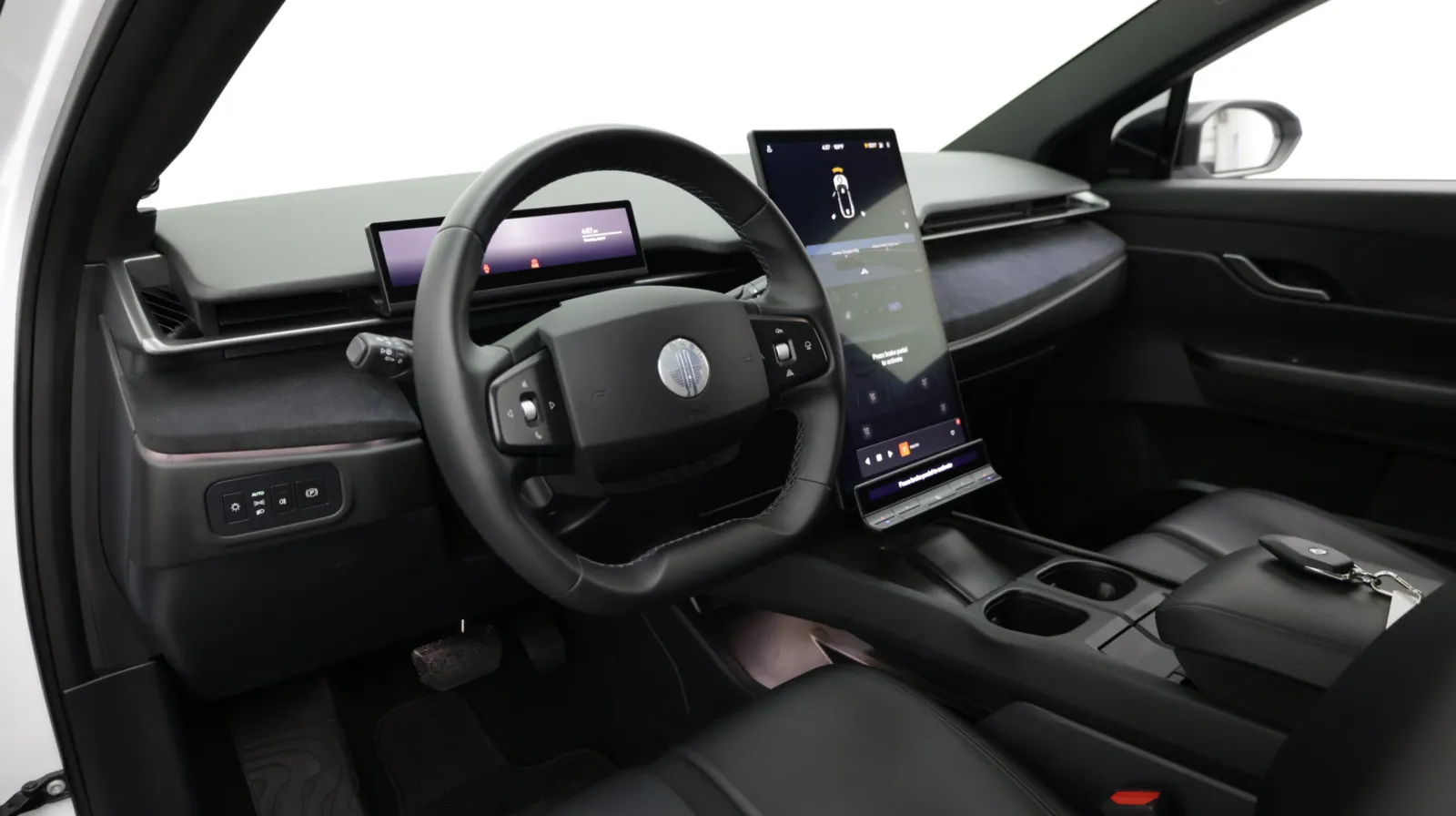 Fisker Ocean photo 11