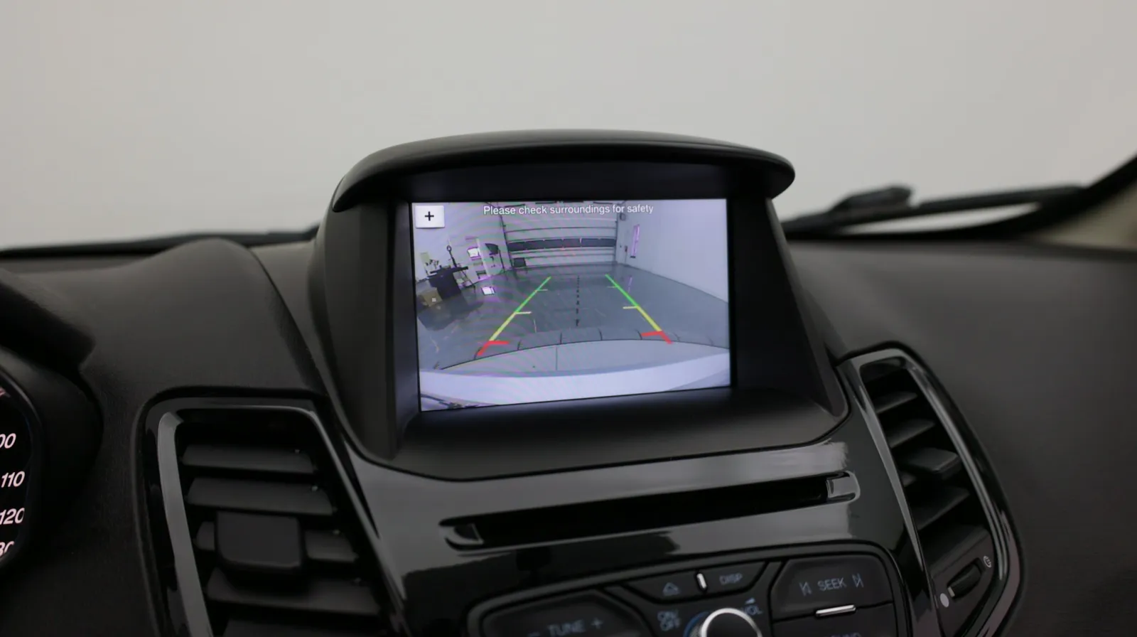 Ford Fiesta photo 16