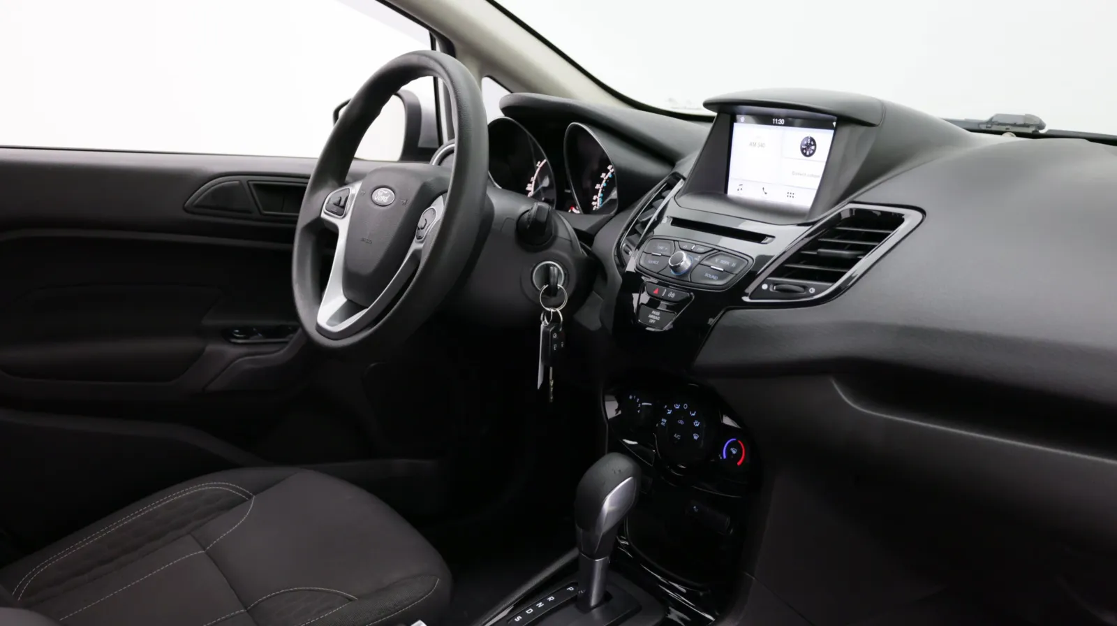 Ford Fiesta photo 31