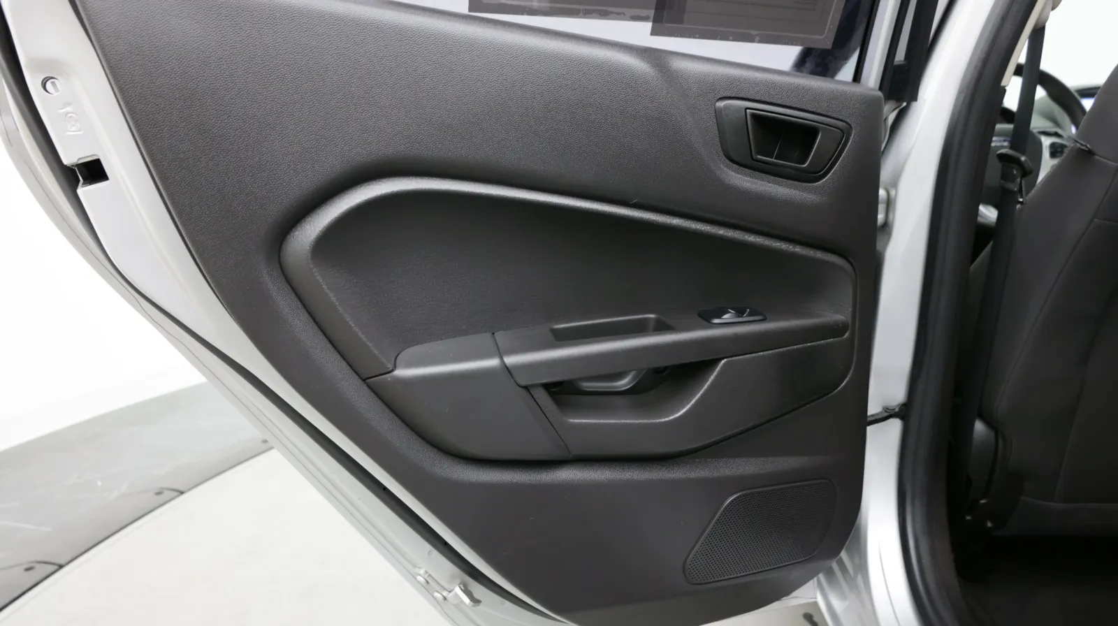 Ford Fiesta photo 22