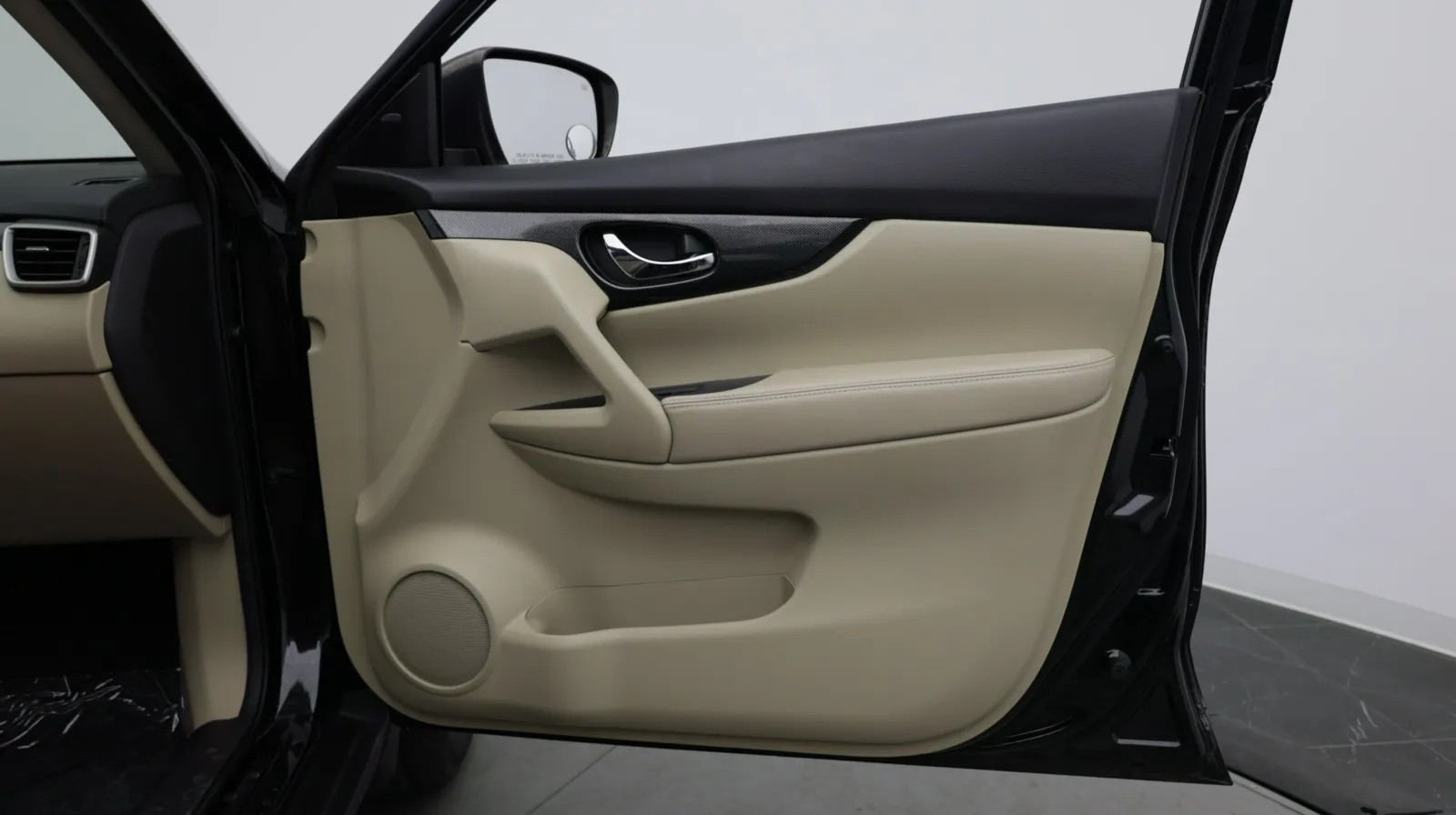 Nissan Rogue photo 36