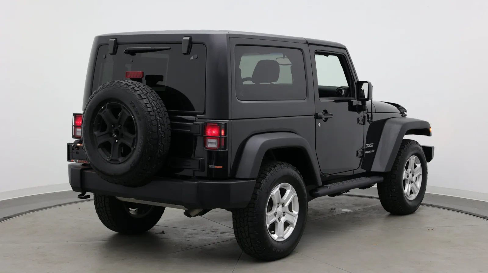 Jeep Wrangler photo 7