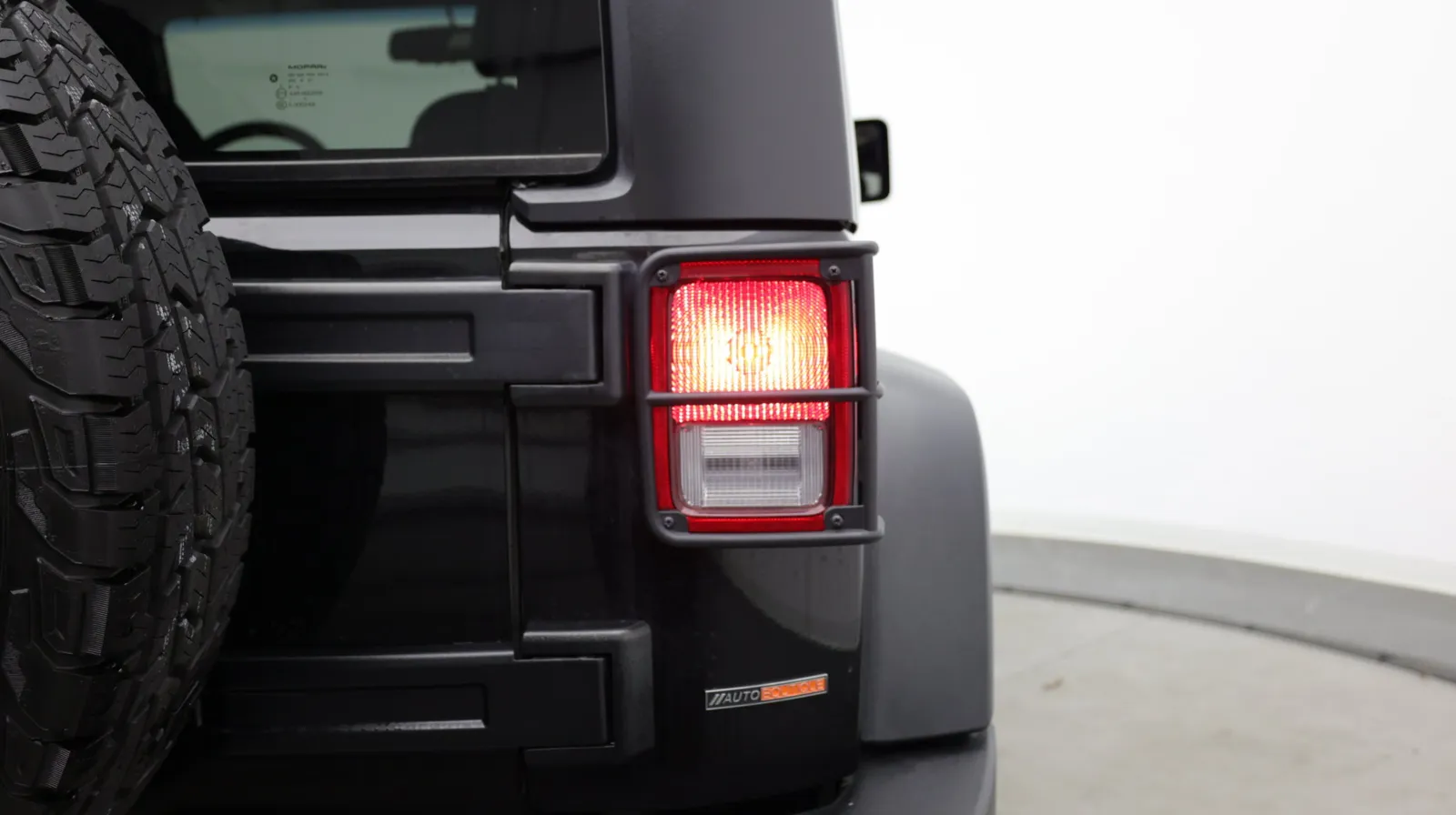 Jeep Wrangler photo 25