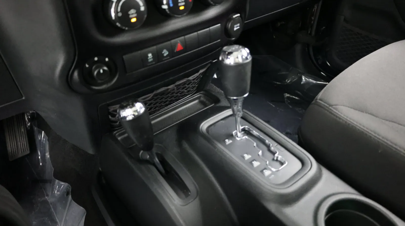 Jeep Wrangler photo 16