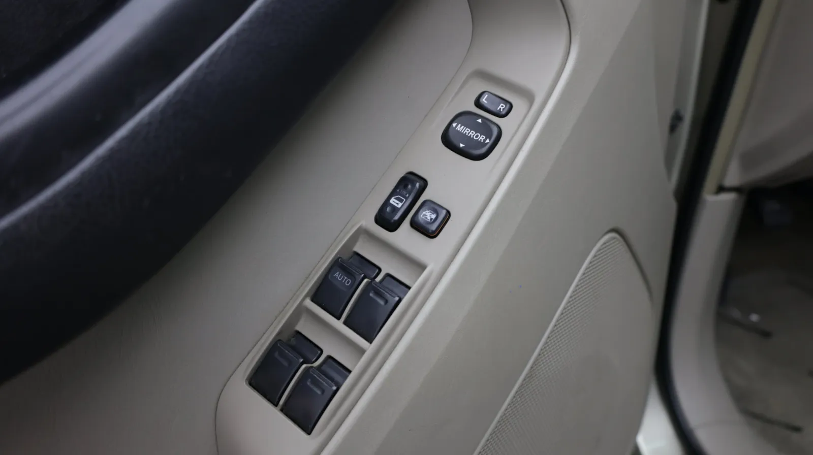 Toyota 4Runner photo 11