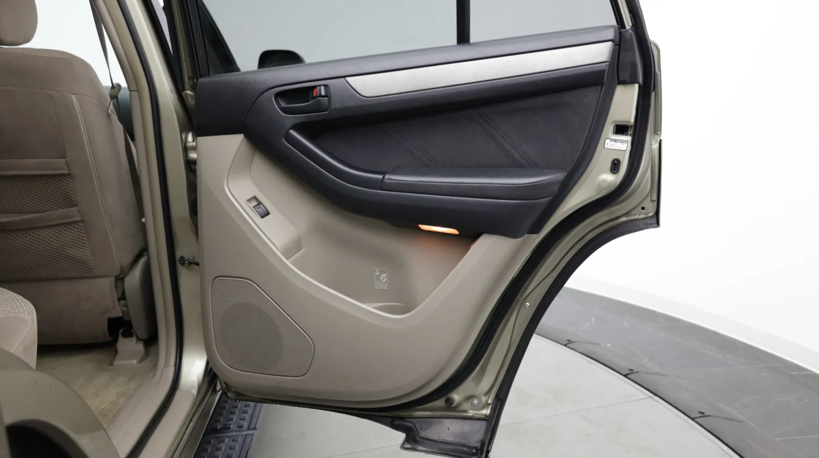 Toyota 4Runner photo 27