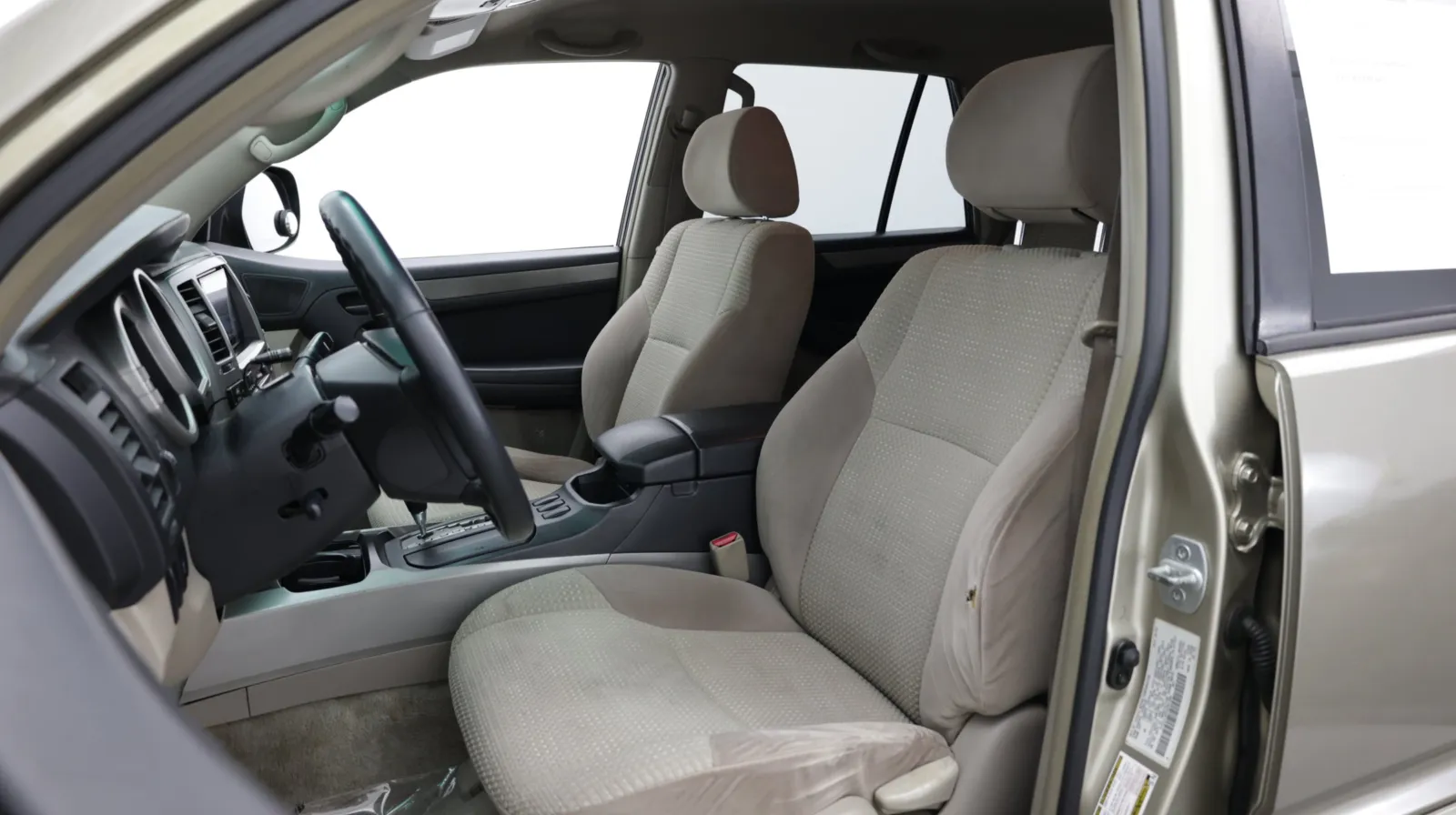 Toyota 4Runner photo 12