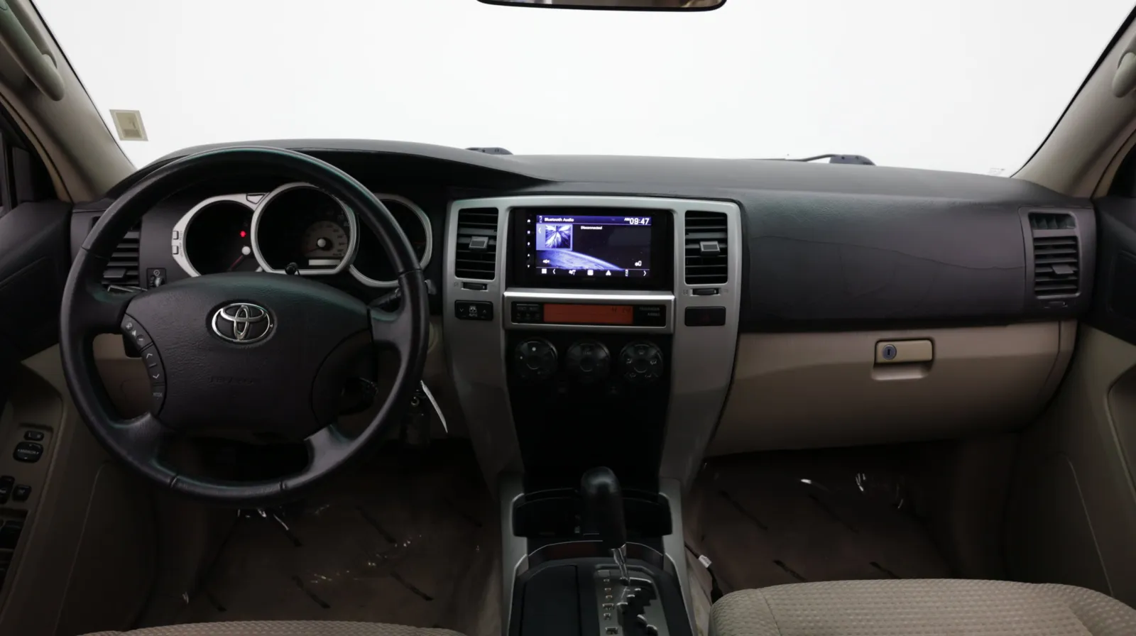Toyota 4Runner photo 24