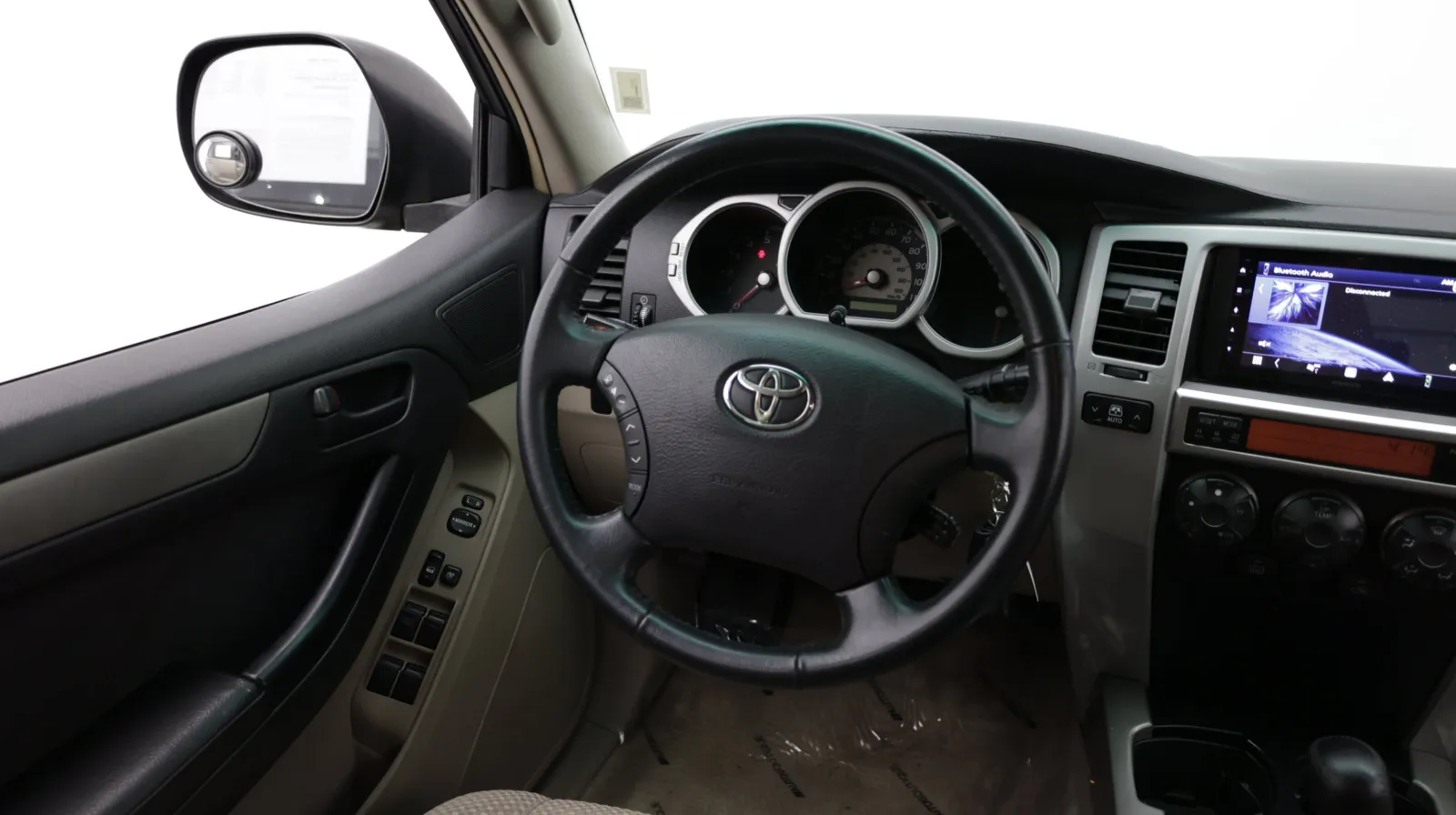 Toyota 4Runner photo 23