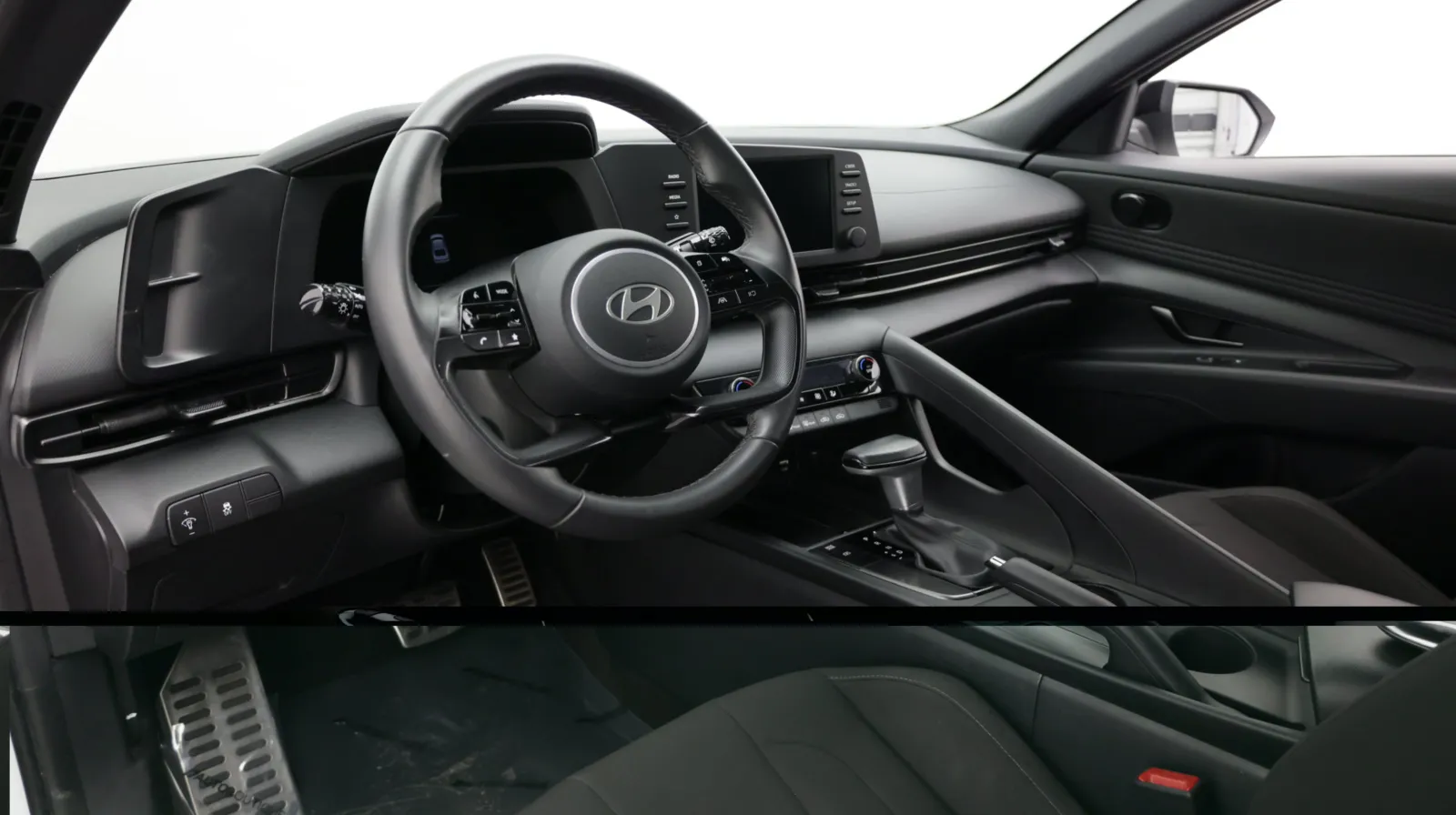 Hyundai Elantra photo 10