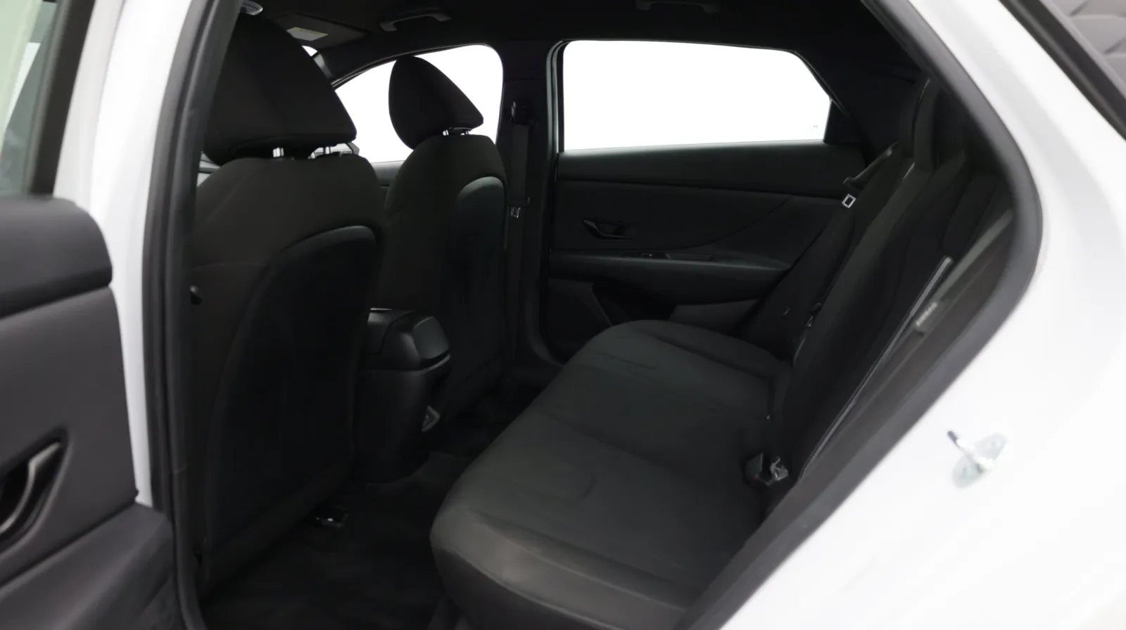 Hyundai Elantra photo 23