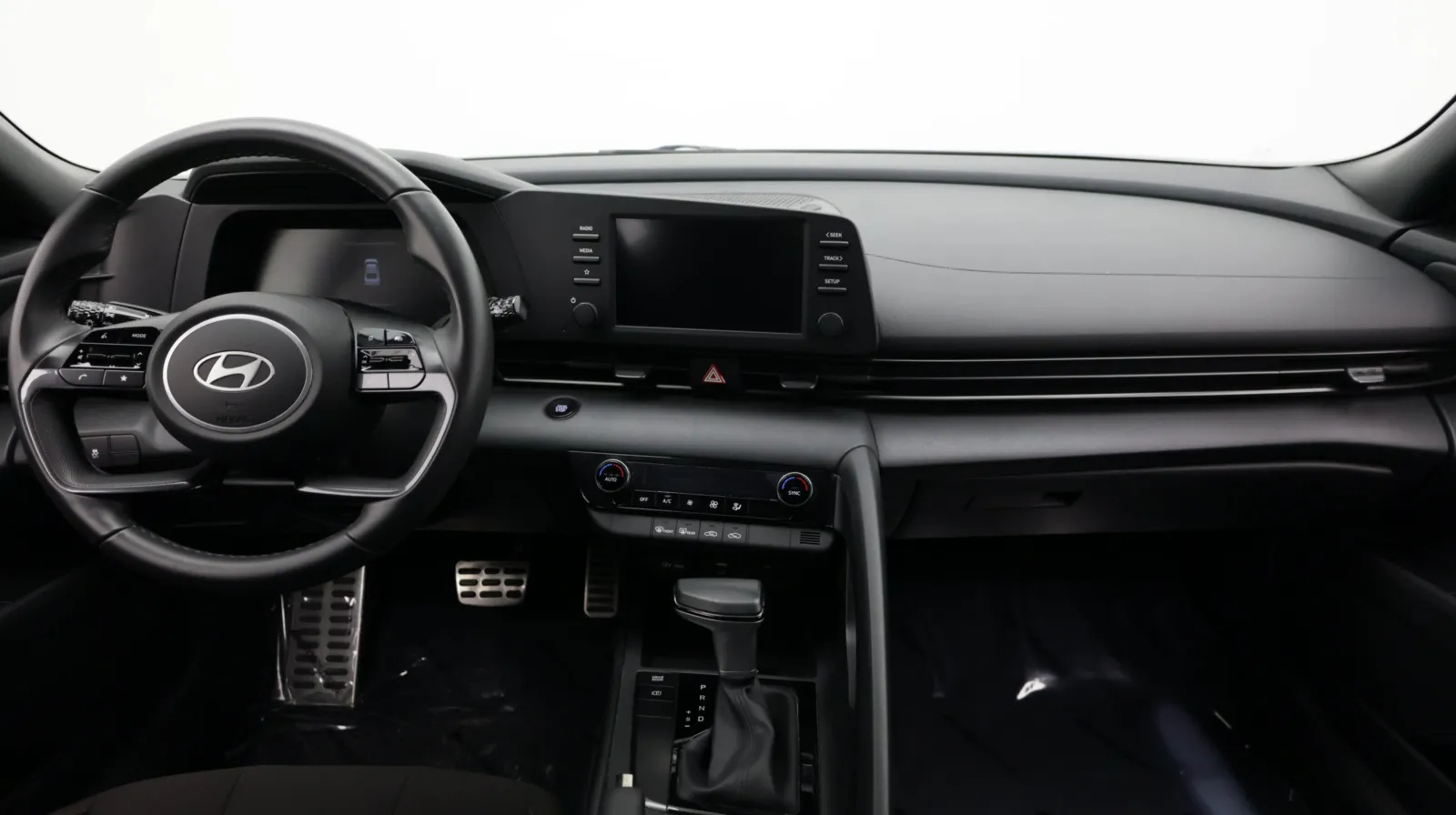 Hyundai Elantra photo 27