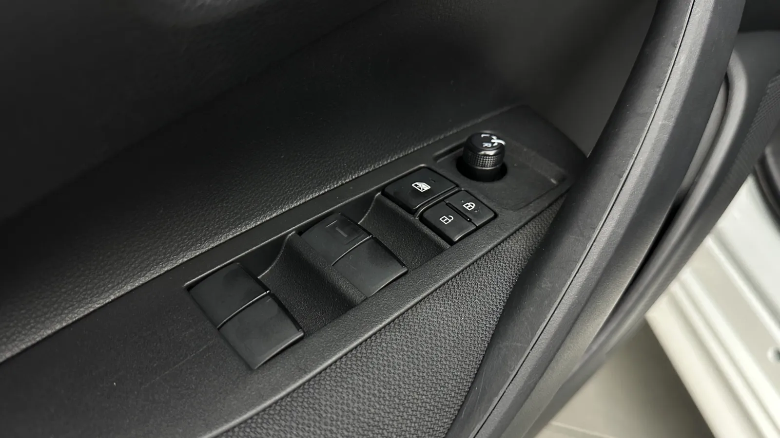 Toyota Corolla photo 12