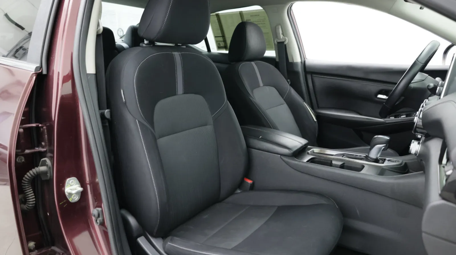 Nissan Sentra photo 33