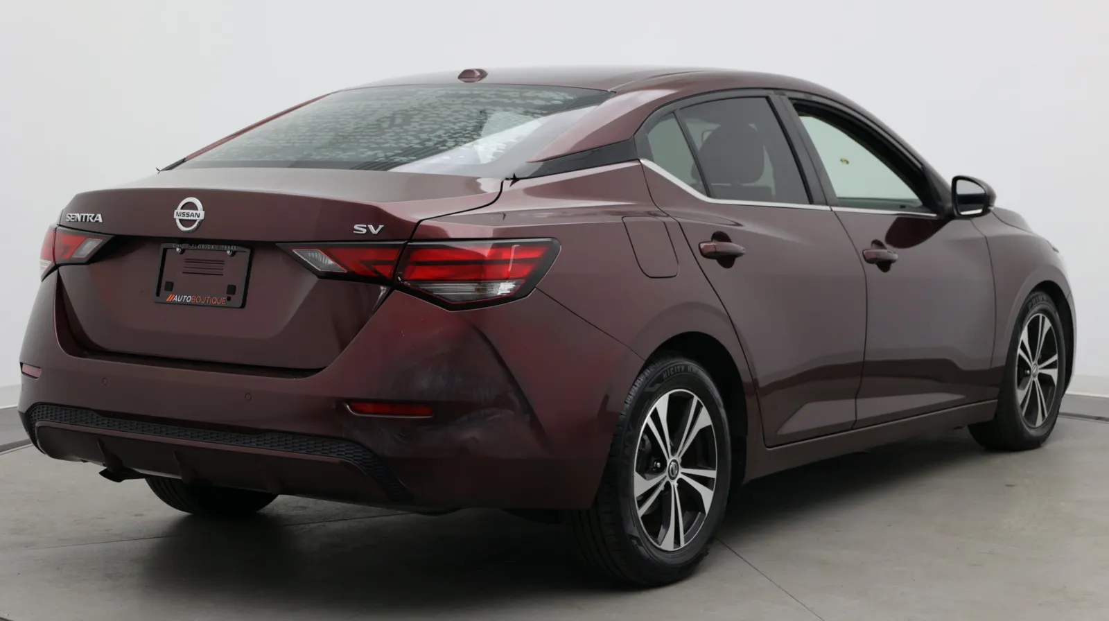 Nissan Sentra photo 7