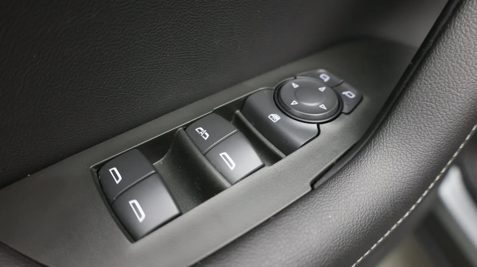 Chevrolet Blazer photo 13