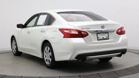 More photos of 2016 Nissan Altima 2.5 S at Auto Boutique Florida, FL