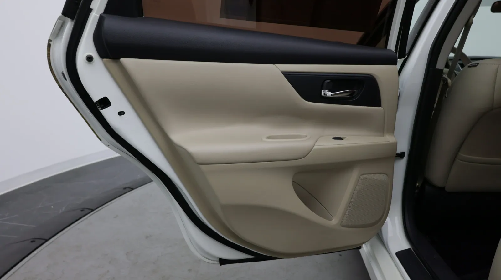 Nissan Altima photo 22