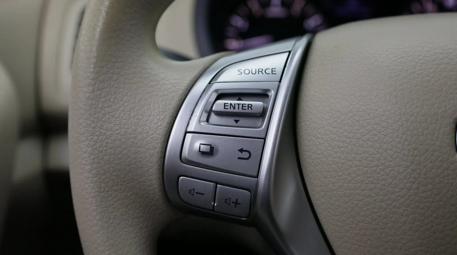 Nissan Altima photo 18