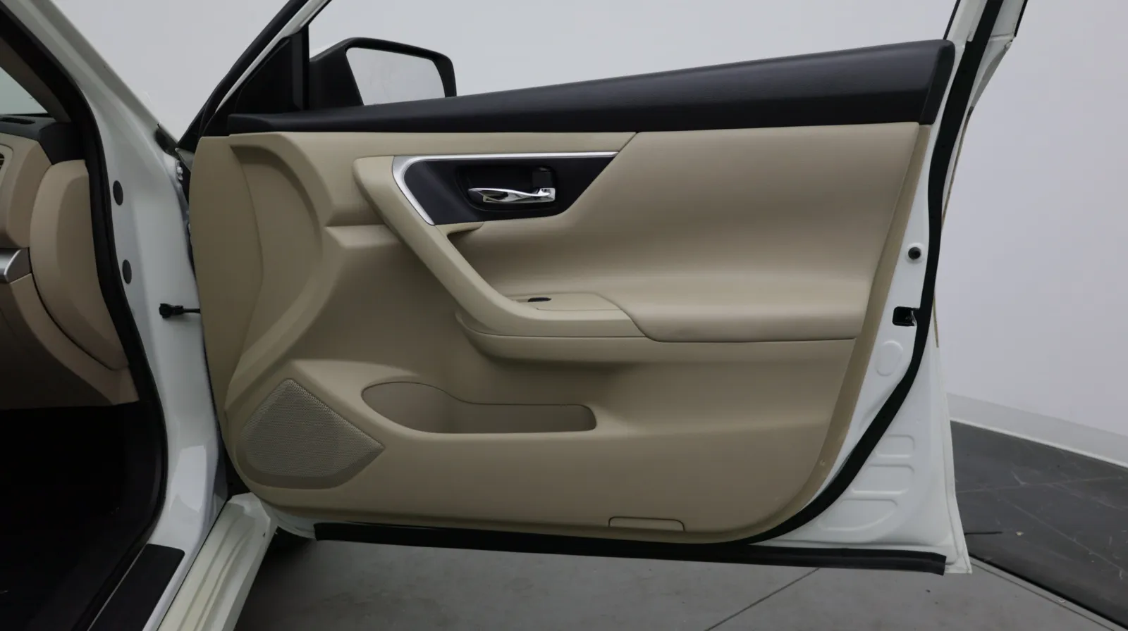 Nissan Altima photo 30