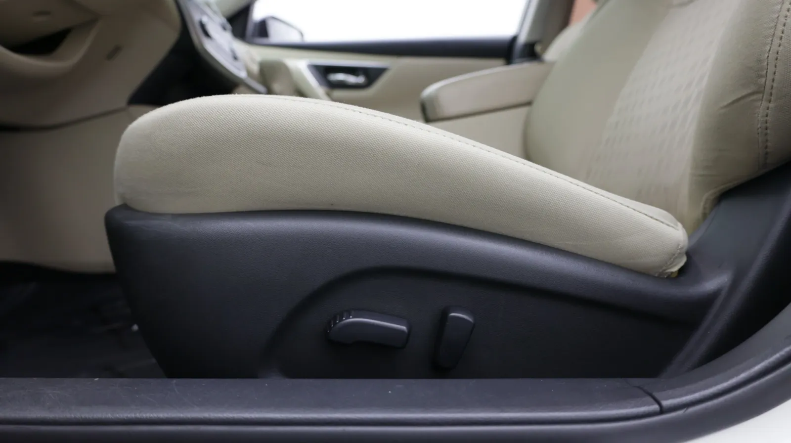 Nissan Altima photo 13