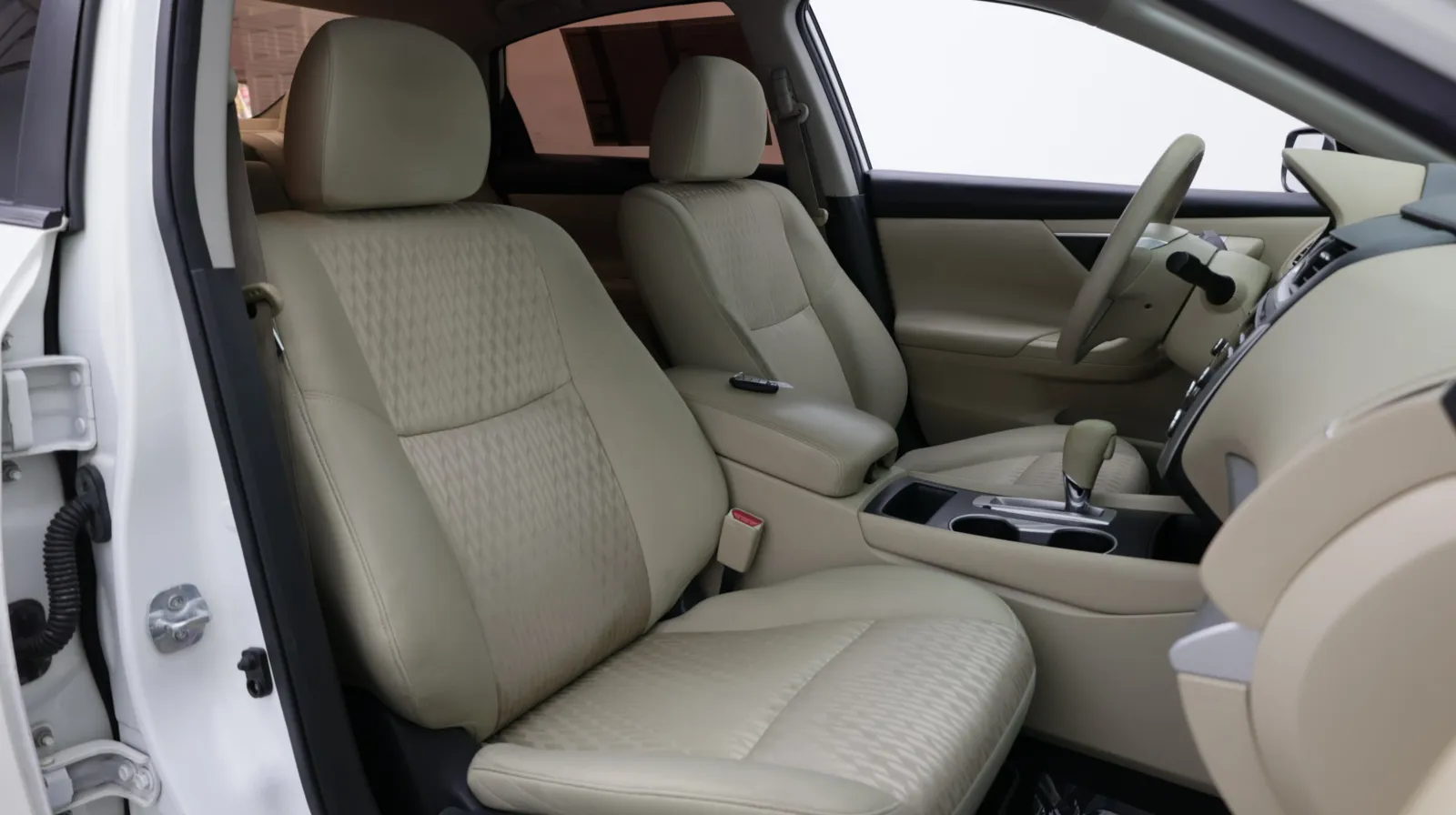 Nissan Altima photo 32