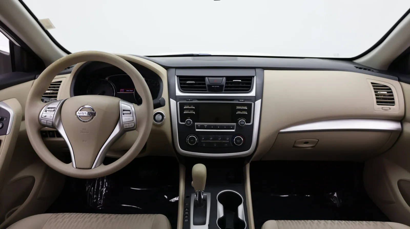 Nissan Altima photo 25