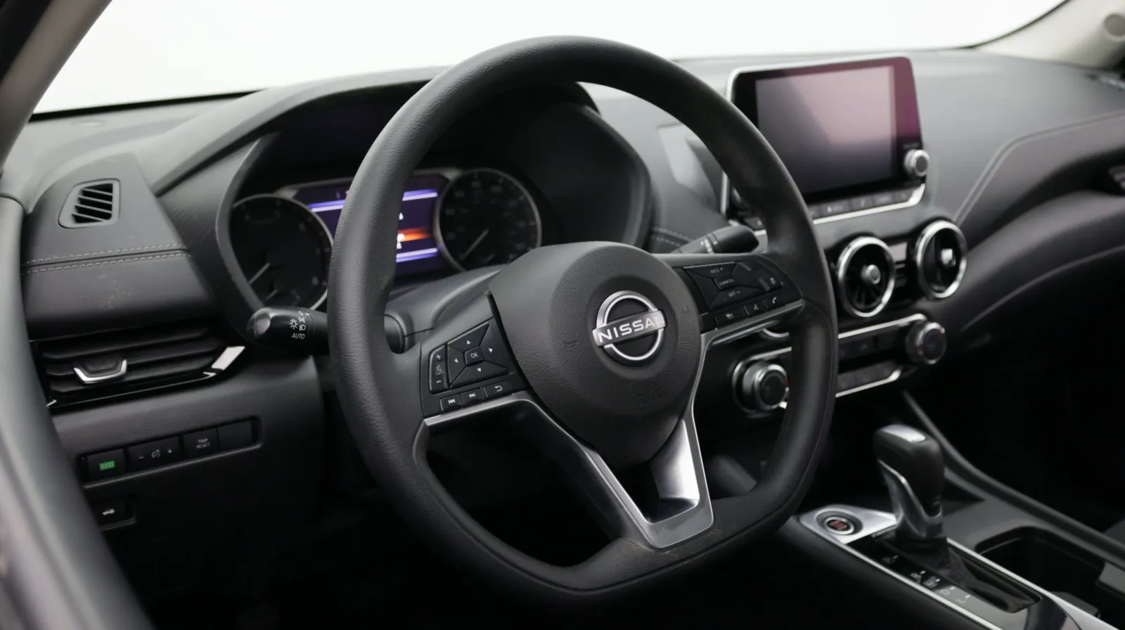 Nissan Sentra photo 8