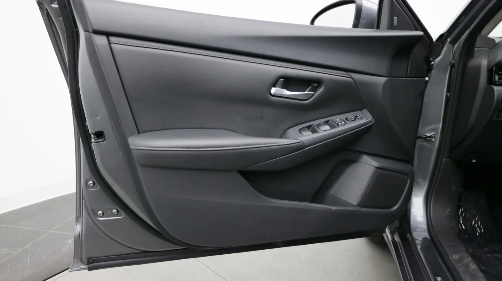 Nissan Sentra photo 9