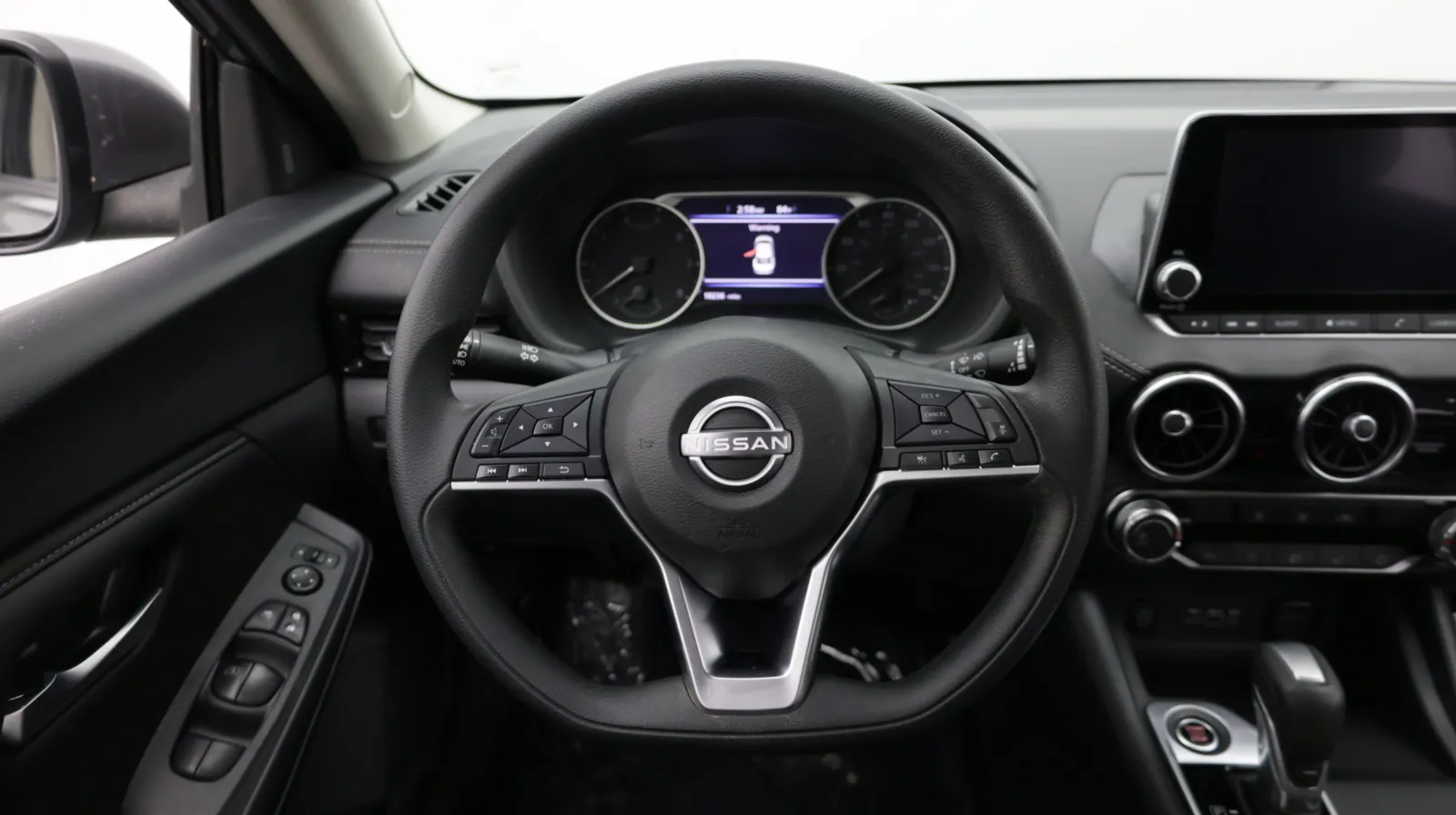 Nissan Sentra photo 24