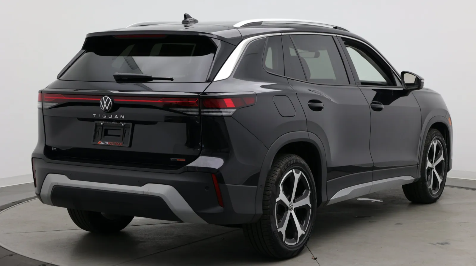 Volkswagen Tiguan photo 7