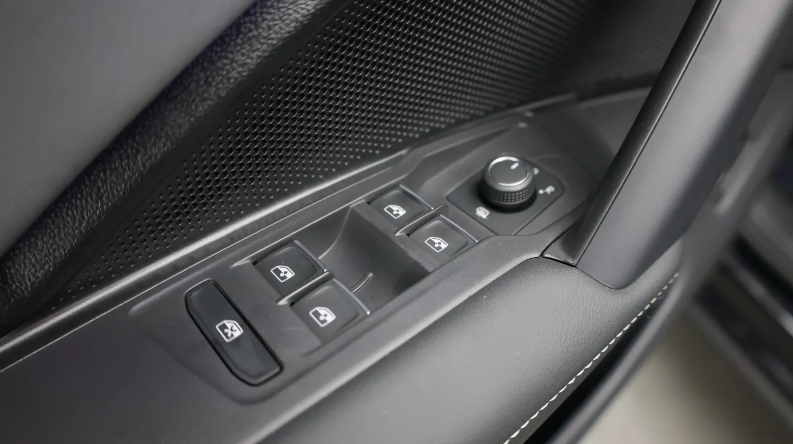 Volkswagen Tiguan photo 11