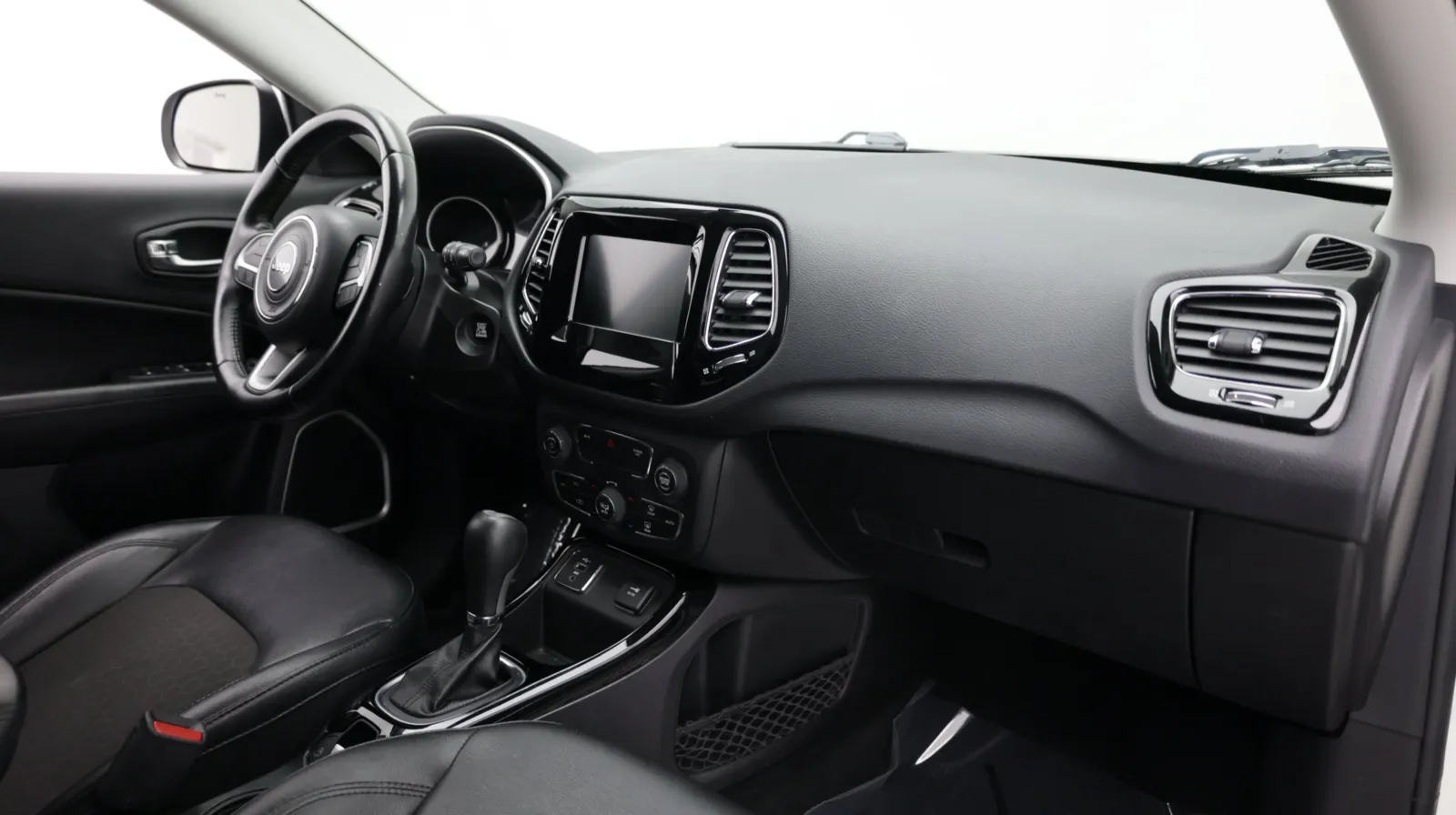 Jeep Compass photo 35
