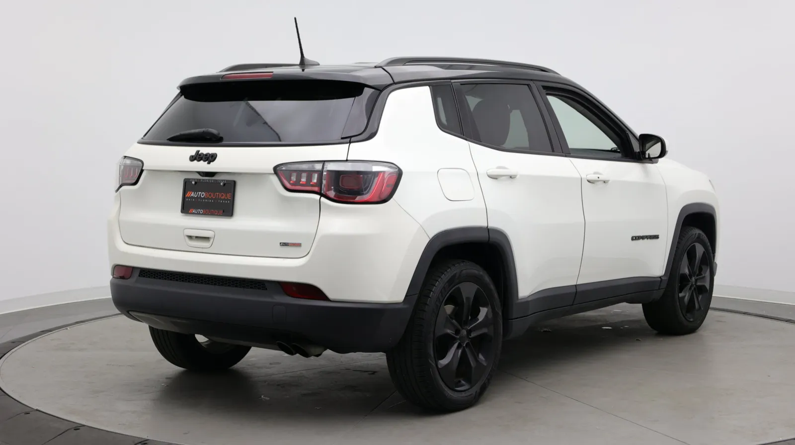Jeep Compass photo 7