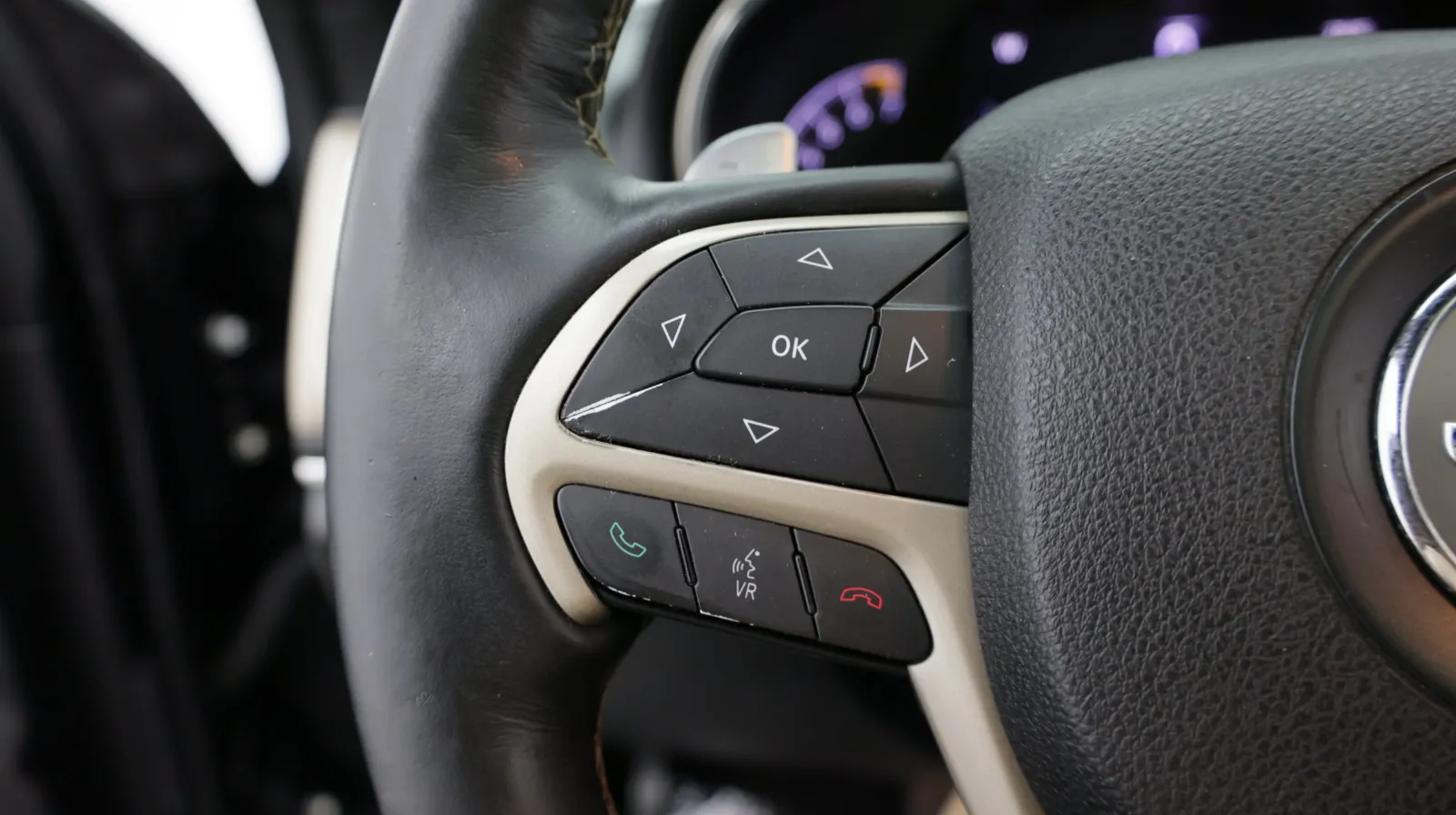 Jeep Grand Cherokee photo 20