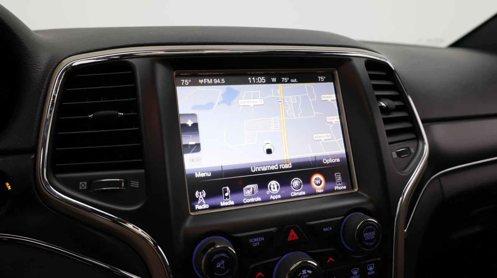 Jeep Grand Cherokee photo 6