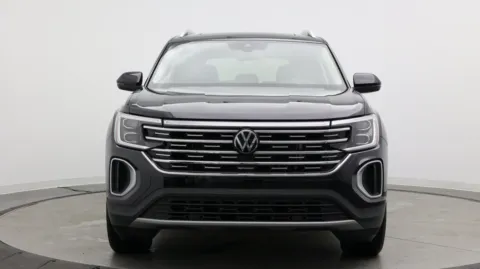 Photos of 2024 Volkswagen Atlas 2.0T SEL for sale in Jacksonville, FL at Auto Boutique Florida