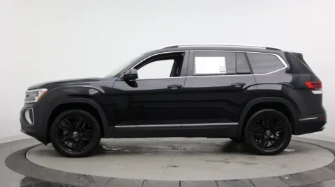More photos of 2024 Volkswagen Atlas 2.0T SEL at Auto Boutique Florida, FL