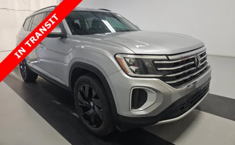 Another view of 2024 Volkswagen Atlas 2.0T SE w/Technology for sale in Jacksonville, FL at Auto Boutique Florida