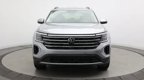 Photos of 2024 Volkswagen Atlas 2.0T SE w/Technology for sale in Jacksonville, FL at Auto Boutique Florida